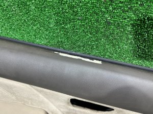 车门饰板 SUBARU LEGACY LANCASTER OEM 94210AE600AD 94210AE610AD 94220AE420AD 94220AE430AD BHE BH9 BH5 2001 SILVER/GREY 1U2