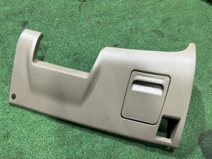 Embellecedor bajo el volante SUBARU LEGACY LANCASTER OEM 66075AE000GE BH9 BHE 2001 SILVER/GREY 1U2