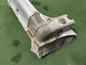 右サイドシル SUBARU LEGACY LANCASTER OEM 51415AE021 BHE BH9 BH5 2001 SILVER/GREY 1U2