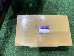 Moldura do rádio SUBARU LEGACY LANCASTER OEM 66060AE330, 66050AE260 BHE 2001 SILVER/GREY 1U2