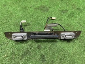 Puxador da porta da bagageira SUBARU LEGACY LANCASTER OEM 62150AA211 84301AC030 BHE 2001 SILVER/GREY 1U2