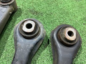 リアアーム SUBARU LEGACY LANCASTER OEM 20250AE010 20250AE000 20250AE020 20250AE040 BHE BH9 2001 EZ30 AT