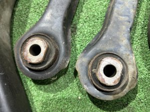 リアアーム SUBARU LEGACY LANCASTER OEM 20250AE010 20250AE000 20250AE020 20250AE040 BHE BH9 2001 EZ30 AT