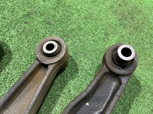 リアアーム SUBARU LEGACY LANCASTER OEM 20250AE010 20250AE000 20250AE020 20250AE040 BHE BH9 2001 EZ30 AT