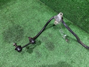 后防倾杆 14мм SUBARU LEGACY LANCASTER OEM 20451AE060 BHE BH9 2001 EZ30 AT