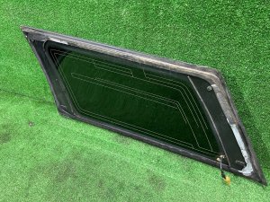 Right rear quarter glass целый молдинг SUBARU LEGACY LANCASTER OEM 65210AE250NB BHE 2001