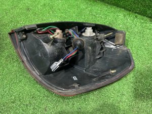 ไฟท้ายซ้าย SUBARU LEGACY LANCASTER OEM 84201AE091 BHE BH9 2001