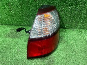 ไฟท้ายขวา SUBARU LEGACY LANCASTER OEM 84201AE081 BHE BH9 2001