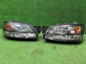 ไฟหน้า Ксенон 84001AE300, 84001AE310 SUBARU LEGACY LANCASTER