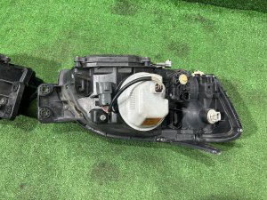 ไฟหน้า Ксенон SUBARU LEGACY LANCASTER OEM 84001AE300, 84001AE310 BHE BH9 BH5 BE5 BE9 BEE 2001