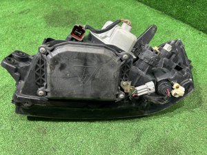 ไฟหน้า Ксенон SUBARU LEGACY LANCASTER OEM 84001AE300, 84001AE310 BHE BH9 BH5 BE5 BE9 BEE 2001