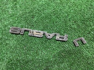 โลโก้ SUBARU SUBARU LEGACY LANCASTER OEM 93073AE570 BHE BH9 2001 SILVER/GREY 1U2