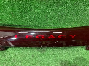 尾门尾灯 Накладка пятой двери SUBARU LEGACY LANCASTER OEM 84251AE060 BHE 2001