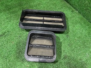 ボディベンチレーションバルブ SUBARU LEGACY LANCASTER OEM 72651AE000 72651AE010 BHE 2001 SILVER/GREY 1U2