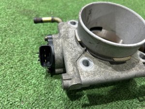 节气门 SUBARU LEGACY LANCASTER OEM 16114AA961 BHE 2001 EZ30 AT