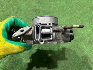节气门 SUBARU LEGACY LANCASTER OEM 16114AA961 BHE 2001 EZ30 AT