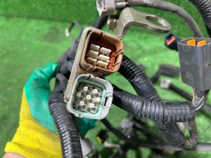 发动机线束 SUBARU LEGACY LANCASTER OEM 24020AC335 24020AC752 BHE 2001 EZ30 AT