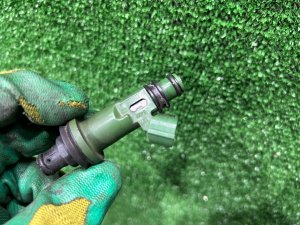 Fuel injectors SUBARU LEGACY LANCASTER OEM 16611AA340 BHE 2001 EZ30 AT