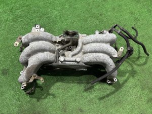 Colector de admisión SUBARU LEGACY LANCASTER OEM 14001AB173 BHE 2001 EZ30 AT
