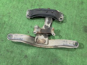 คานรองเกียร์ธรรมดา SUBARU FORESTER OEM 41022AC180 41011AG040 SH5 2007 EJ205 MT5