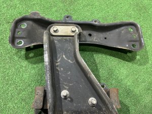 คานรองเกียร์ธรรมดา SUBARU FORESTER OEM 41022AC180 41011AG040 SH5 2007 EJ205 MT5