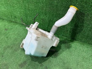 กระปุกน้ำฉีดกระจก SUBARU FORESTER OEM 86631SC010 SH5 2007 EJ205 MT5