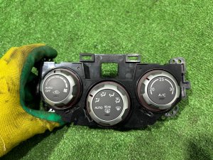 Mando de climatización SUBARU FORESTER OEM 72311SC000 SH5 2007 EJ205 MT5