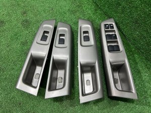 Блок управления стеклоподъемниками SUBARU FORESTER OEM 83071SC000 SH5 2007 EJ205 MT5