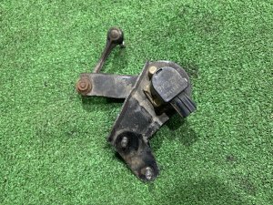 リアヘッドライトレベリングセンサー SUBARU FORESTER OEM 84031FG000 SH5 2007
