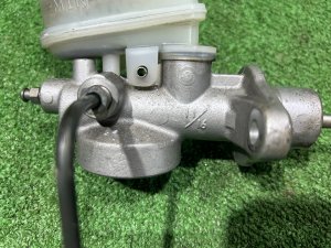 离合器总泵 SUBARU FORESTER OEM 37230SC010 30620AA140 SH5 2007 EJ205 MT5