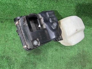 Air filter housing SUBARU FORESTER OEM 46052AG051 46052AG080 SH5 2007 EJ205 MT5