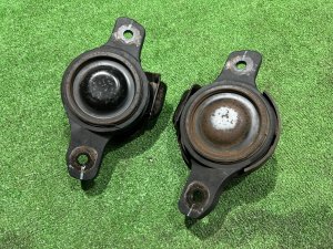 ยางแท่นเครื่อง 41022FG010 41022FG020 SUBARU FORESTER