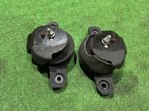 エンジンマウント SUBARU FORESTER OEM 41022FG010 41022FG020 SH5 2007 EJ205 MT5