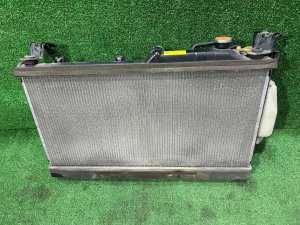 Engine radiator SUBARU FORESTER OEM 45119FG010 SH5 2007 EJ205 MT5