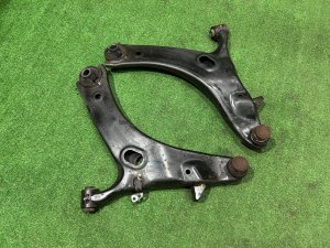 ปีกนกหน้า 20202SC000 20202SC010 SUBARU FORESTER