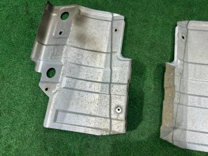 แผ่นกันความร้อนท่อไอเสีย SUBARU FORESTER OEM 59024FG010 59024FG000 59024AG013 SH5 2007 EJ205 MT5
