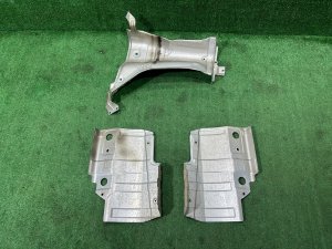 แผ่นกันความร้อนท่อไอเสีย SUBARU FORESTER OEM 59024FG010 59024FG000 59024AG013 SH5 2007 EJ205 MT5