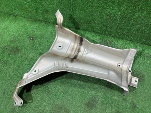 แผ่นกันความร้อนท่อไอเสีย SUBARU FORESTER OEM 59024FG010 59024FG000 59024AG013 SH5 2007 EJ205 MT5