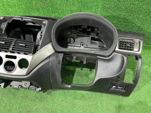 คอนโซลหน้า SUBARU FORESTER OEM 66055FG100JM 66066SC000JC SH5 2007 GREY 61K