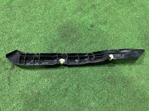 Suporte direito do para-choques traseiro SUBARU FORESTER OEM 57707SC080 SH5 2007 GREY 61K