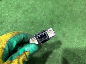 Hazard warning switch SUBARU FORESTER OEM 83037SC000 SH5 2007 EJ205 MT5