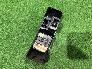 Mirror control module SUBARU FORESTER OEM 83061SA000 SH5 2007 EJ205 MT5
