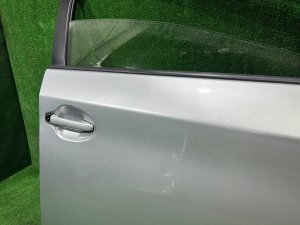 Right front door TOYOTA PRIUS OEM 67001-47070 ZVW30 2012 SILVER 1F7