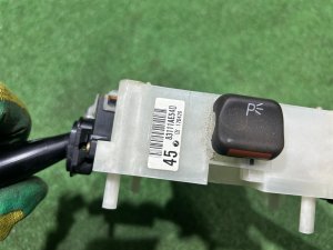 สวิตช์ก้านคอพวงมาลัย оптитрон SUBARU LEGACY LANCASTER OEM 83111AE050 83111AE030 BHE BH9 BH5 BE5 BE9 BEE 2002 EZ30 AT