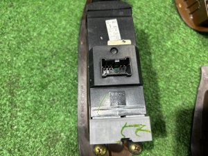 车窗控制模块 SUBARU LEGACY LANCASTER OEM 83071AE080 83071AE040 BHE BH9 2002 EZ30 AT