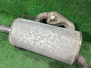 消音鼓 SUBARU LEGACY LANCASTER OEM 44300AE200 BHE 2002 EZ30 AT