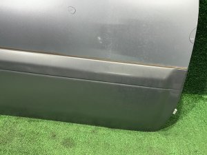 Right front door SUBARU LEGACY LANCASTER OEM 60009AE040 BHE BH9 2002 SILVER/GREY 1U2