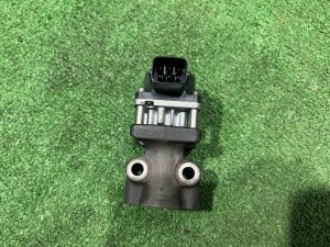 EGRバルブ SUBARU LEGACY LANCASTER OEM 14710AA640 BHE 2002 EZ30 AT