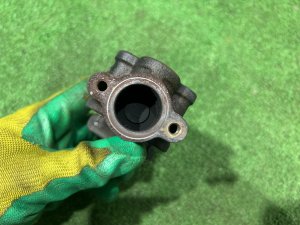 EGRバルブ SUBARU LEGACY LANCASTER OEM 14710AA640 BHE 2002 EZ30 AT