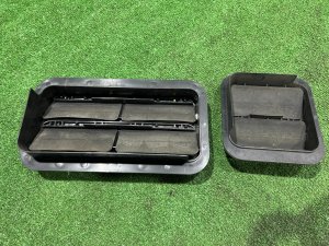 ช่องระบายอากาศตัวถัง SUBARU LEGACY LANCASTER OEM 72651AE000 72651AE010 BHE 2002 SILVER/GREY 1U2